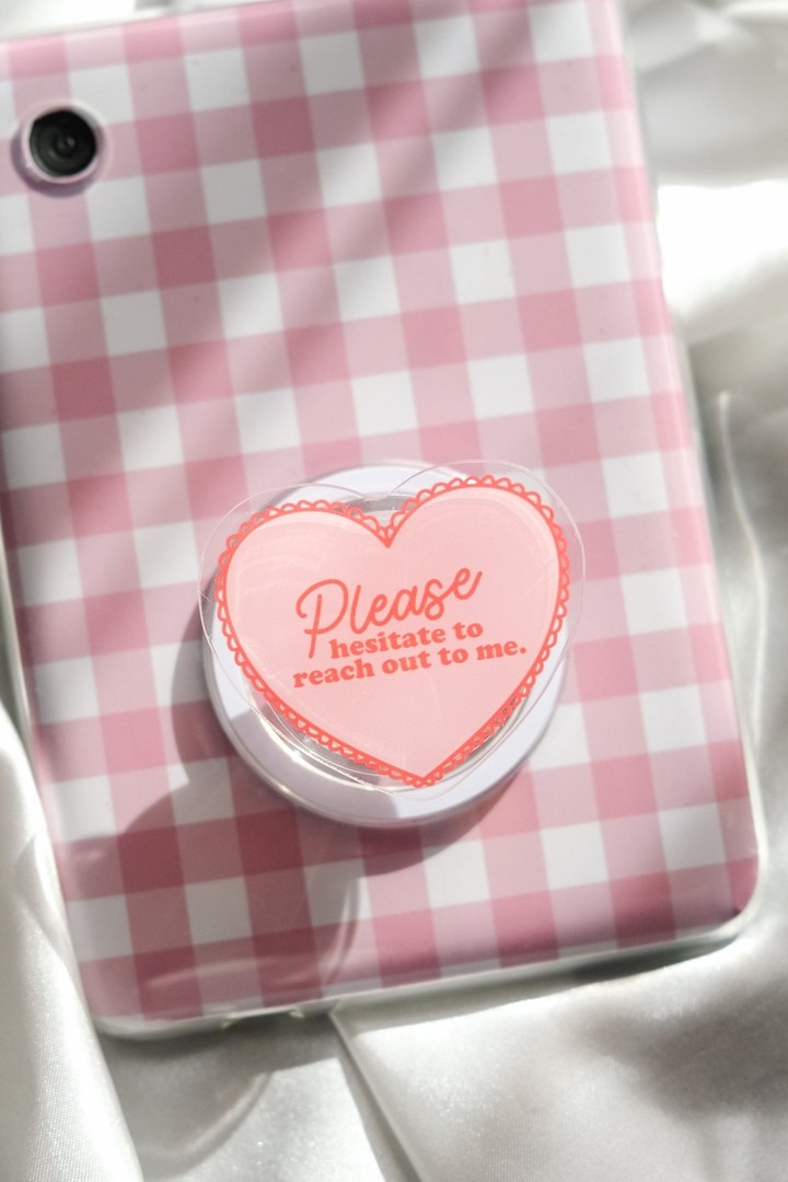 Please Hesitate To Reach Out To Me Magnetic Grip