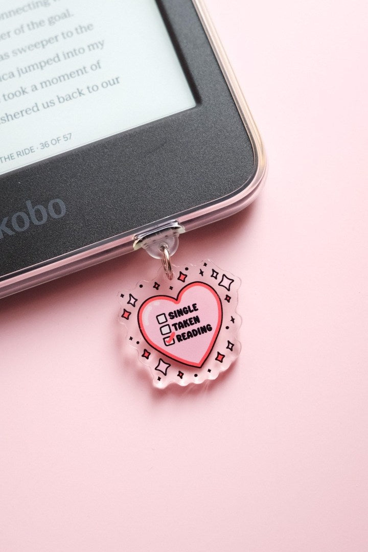 Single Taken Reading Kindle/Kobo Charm