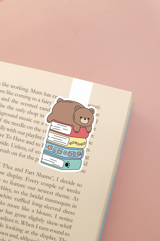 Bear Book Stack Magnetic Bookmark