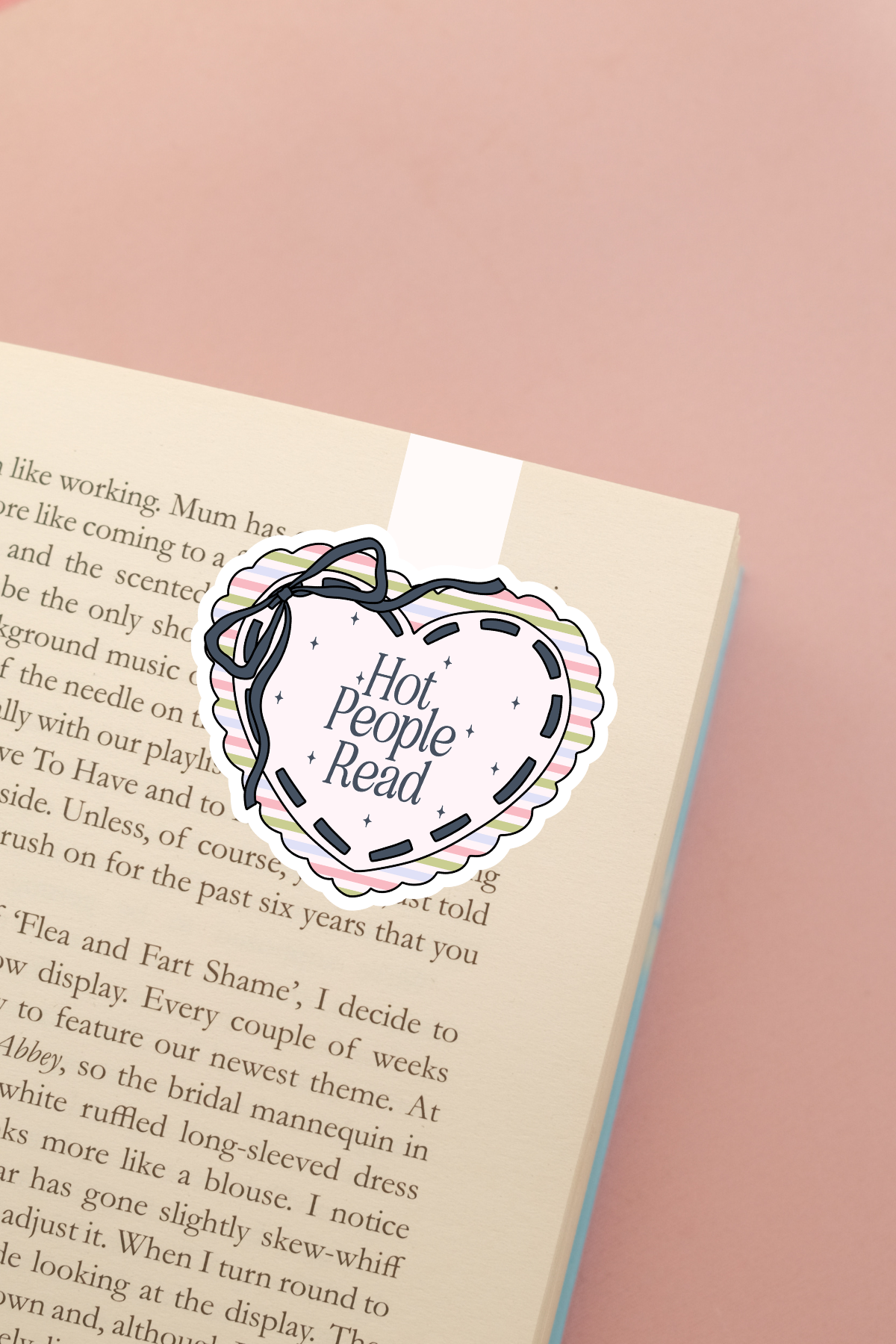 Hot People Read Heart Magnetic Bookmark