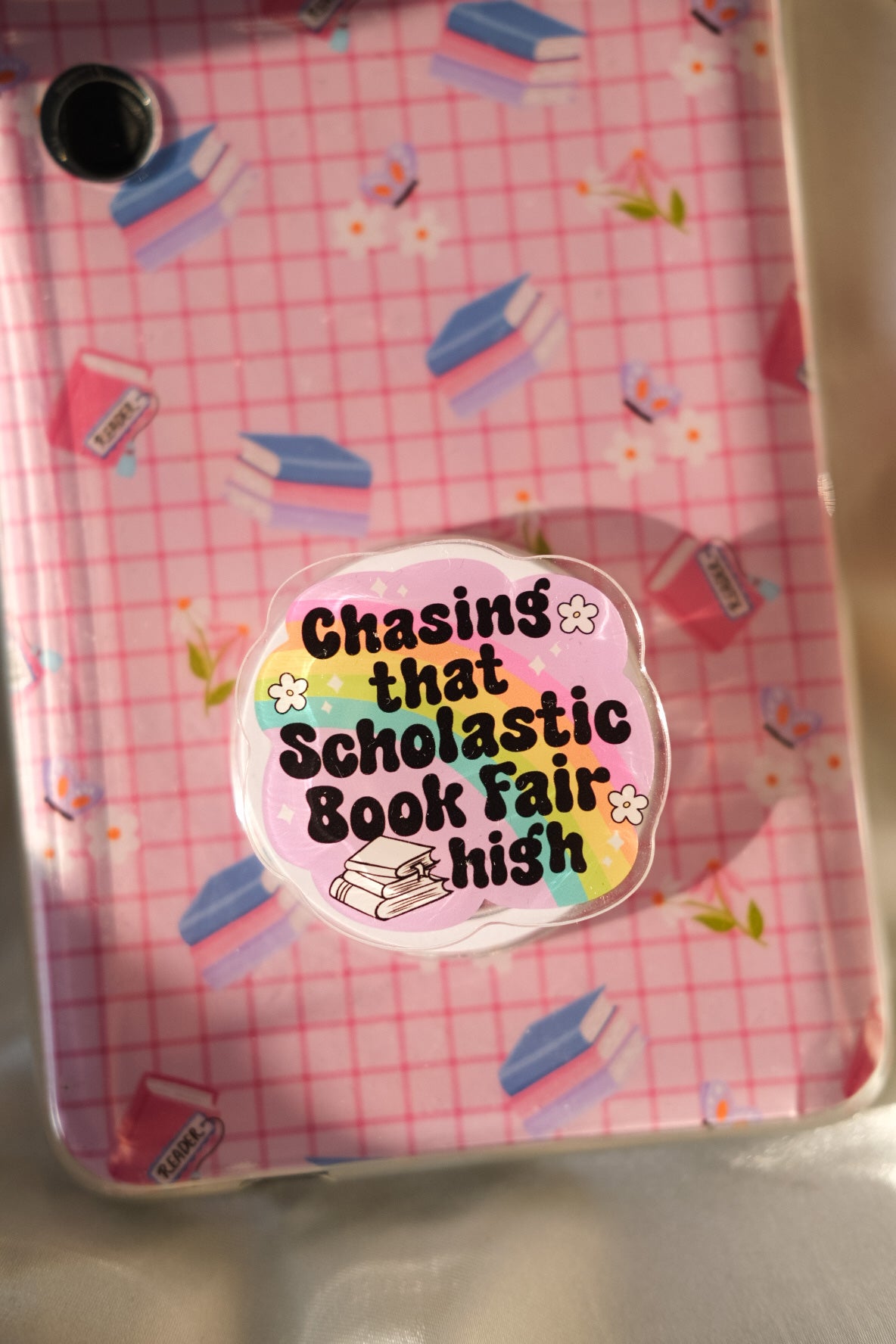 Scholastic Book Fair Magnetic Grip
