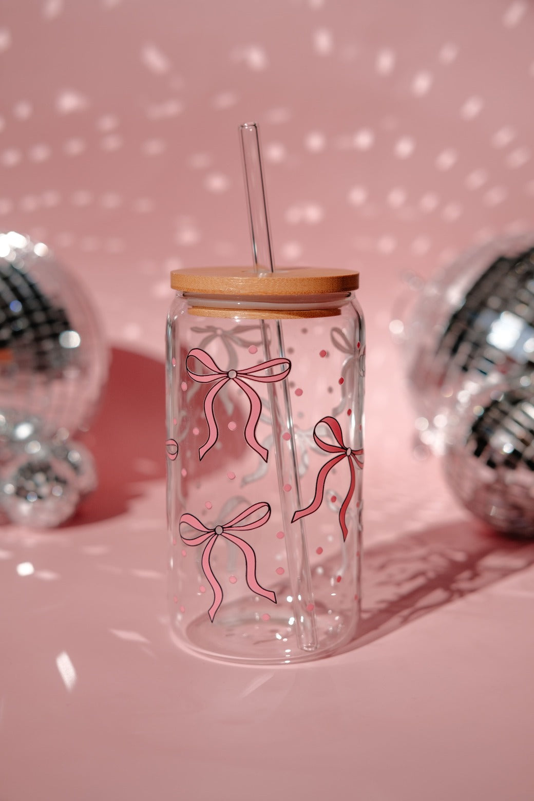 Bowtastic Glass Tumbler