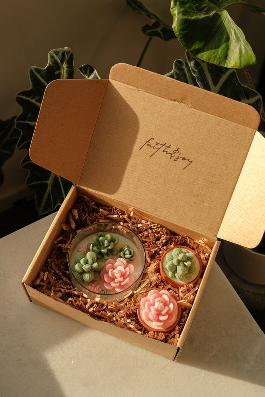 Meira's Bundle Box